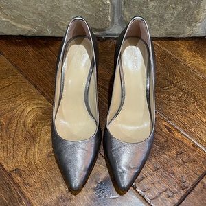 Michael Kors flex pumps in gunmetal 7.5